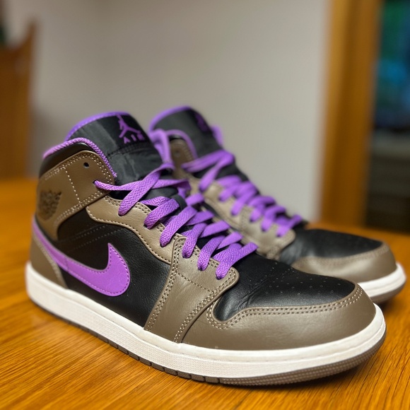 JORDAN 1 MID 'PALOMINO' - Picture 3 of 7